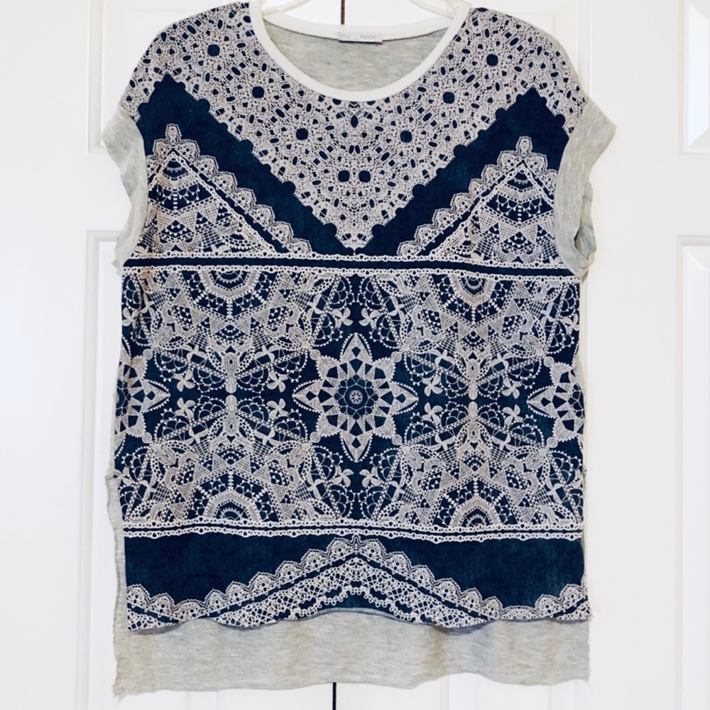 🆕 Zara Boho Lace Laser Cut Print Graphic Tee